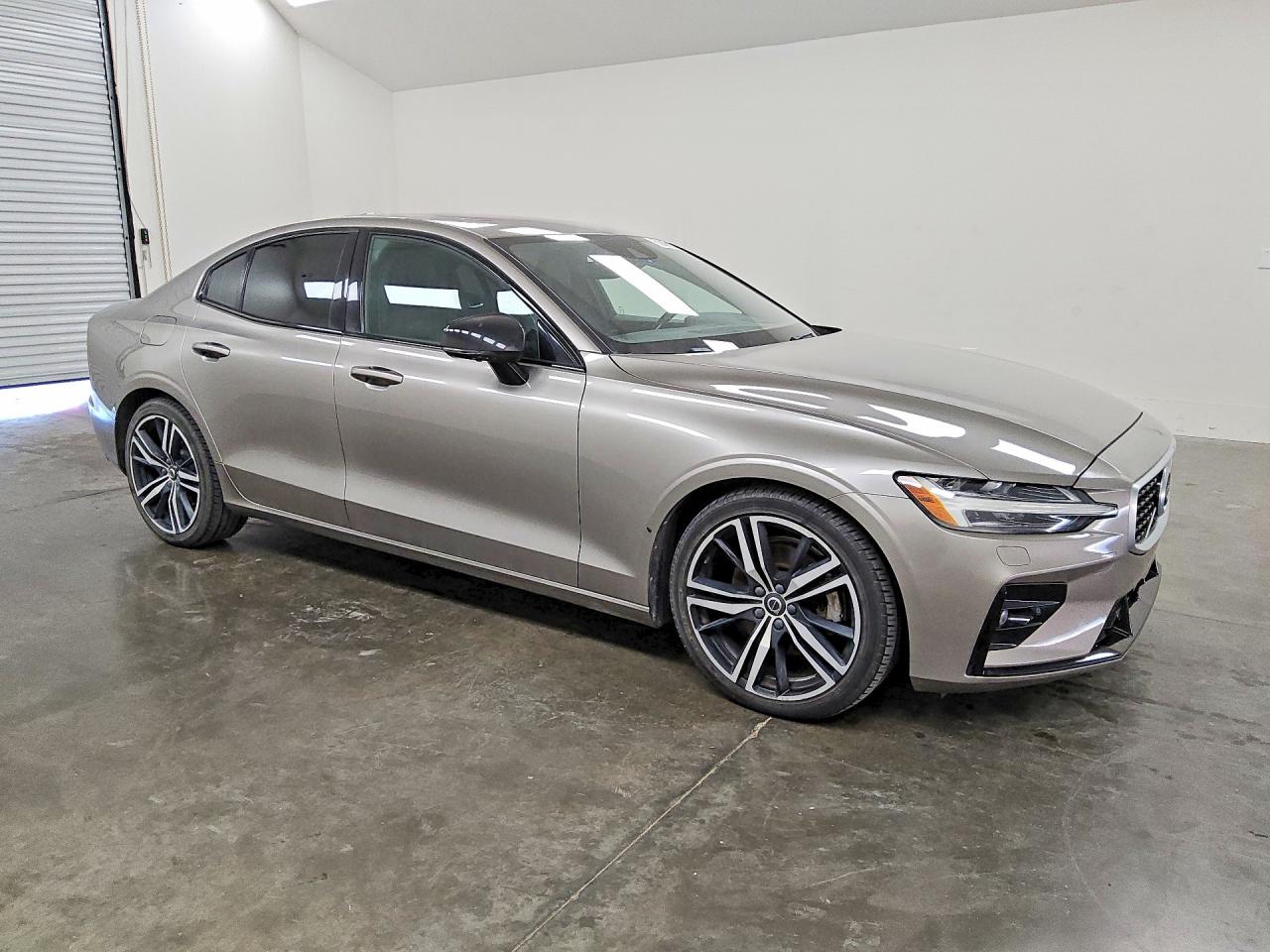 2019 VOLVO S60 T5 R-DESIGN — снимка 4