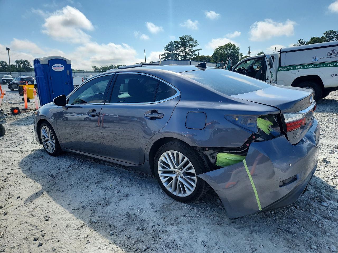 2016 LEXUS ES 350 — снимка 2