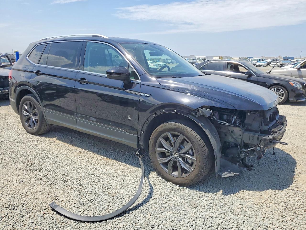 2022 VOLKSWAGEN TIGUAN SE — снимка 4