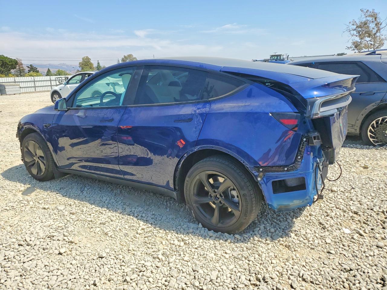 2026 TESLA MODEL Y — снимка 2