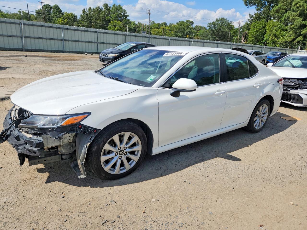 2018 TOYOTA CAMRY LE