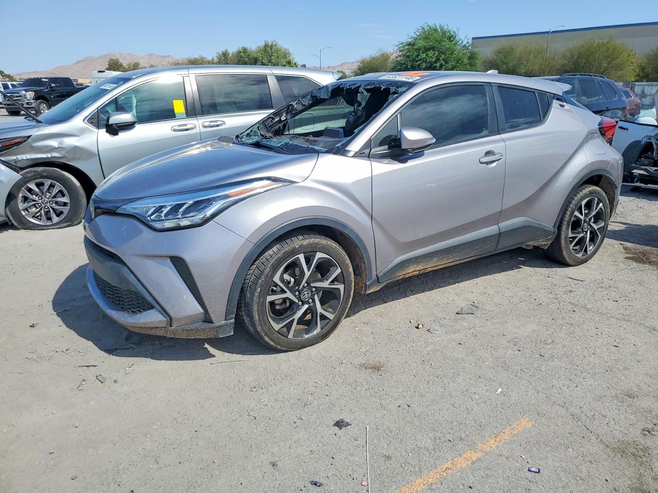 2020 TOYOTA C-HR XLE