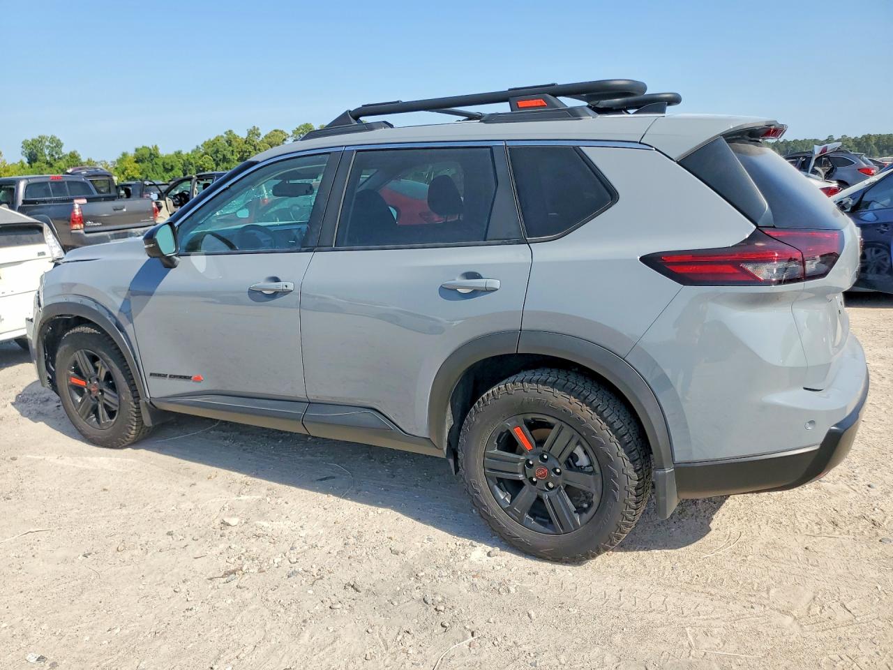 2026 NISSAN ROGUE ROCK CREEK — снимка 2