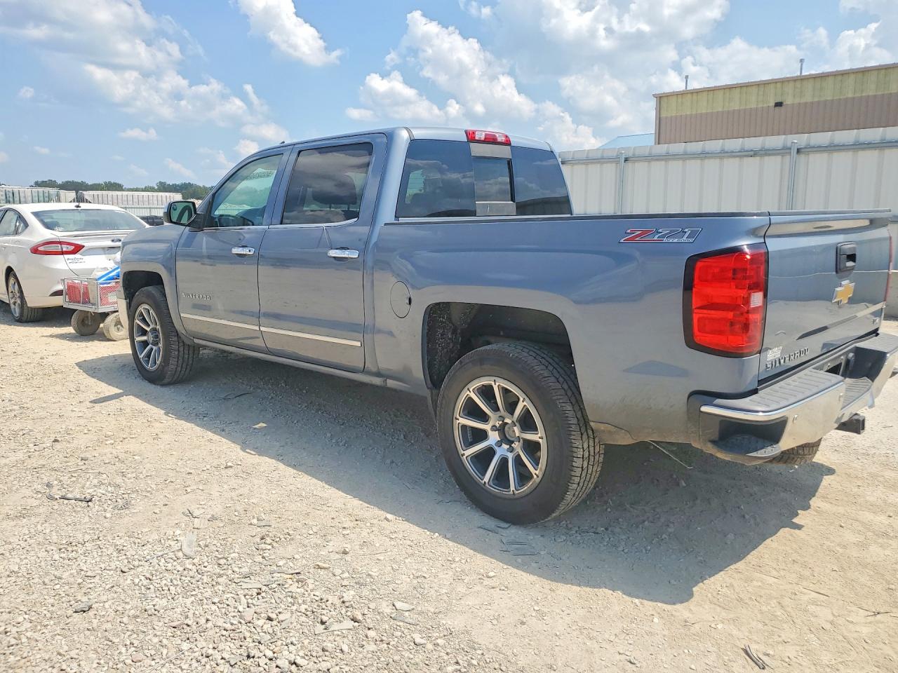 2015 CHEVROLET SILVERADO 1500 — снимка 2