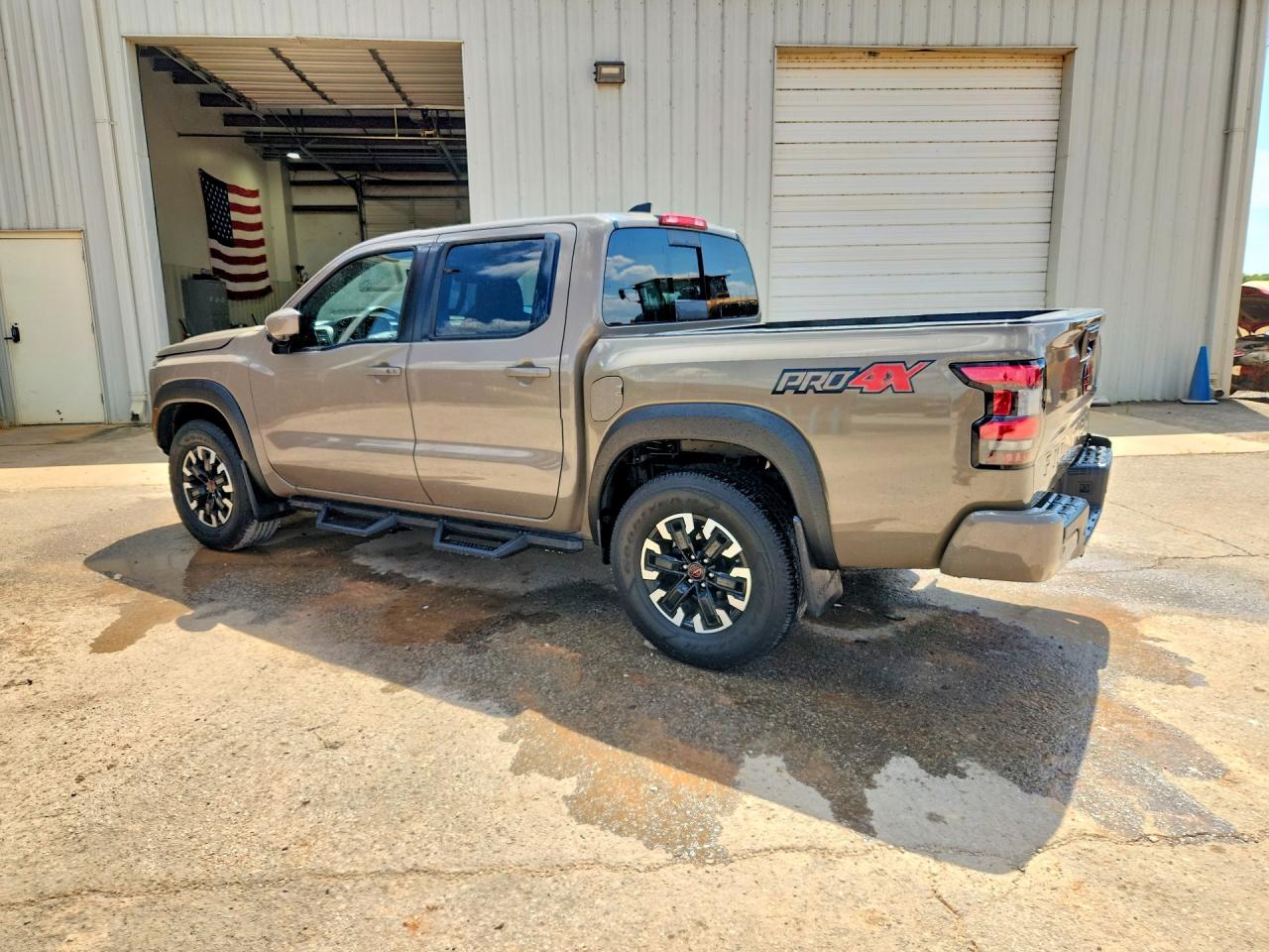 2023 NISSAN FRONTIER PRO-4X — снимка 2