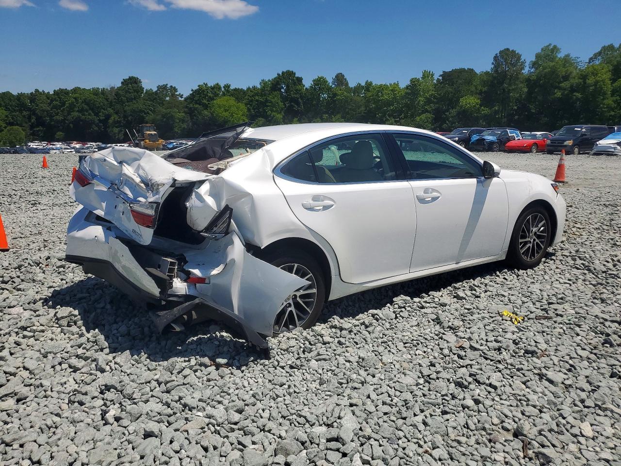 2016 LEXUS ES 350 — снимка 3