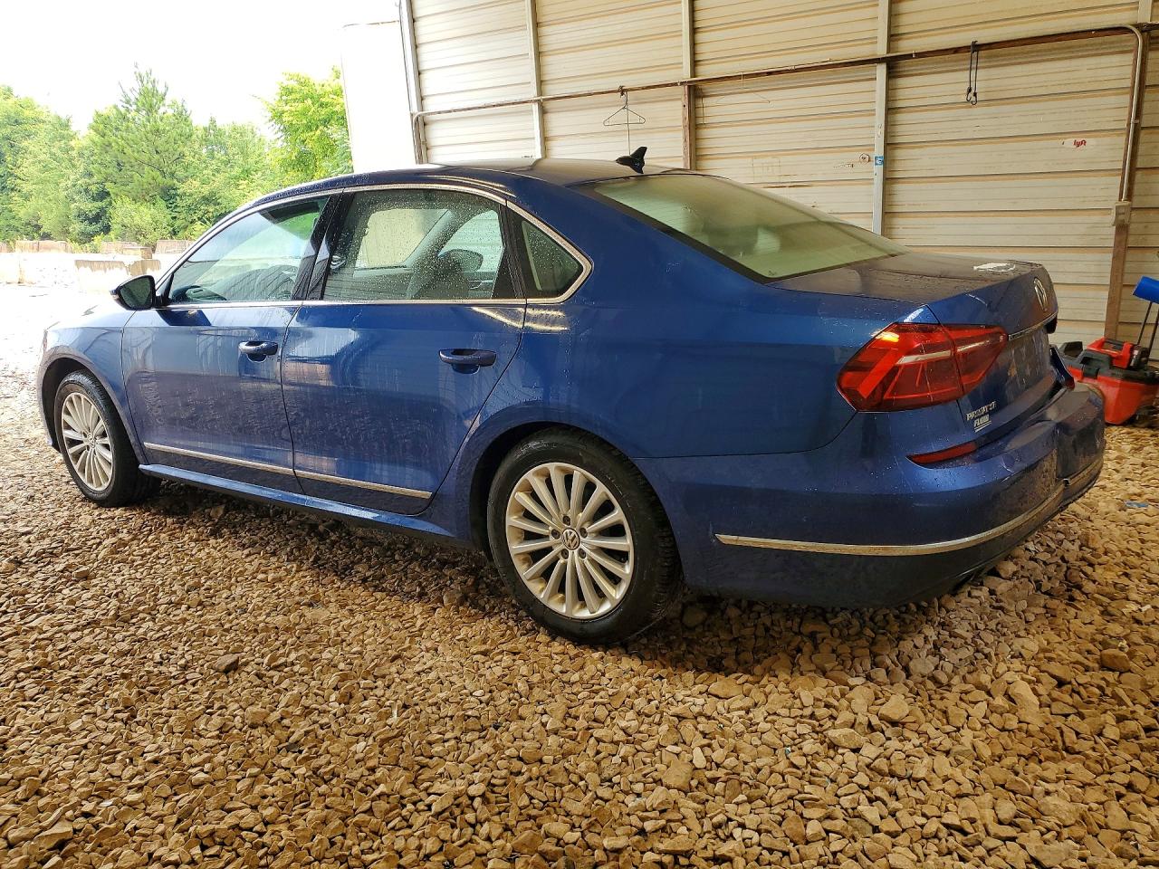 2017 VOLKSWAGEN PASSAT SE — снимка 2