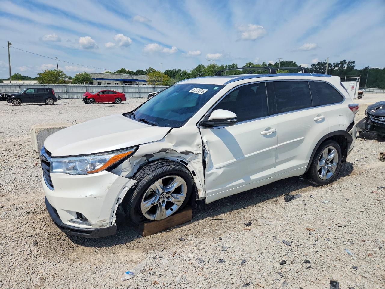 2016 TOYOTA HIGHLANDER LIMITED