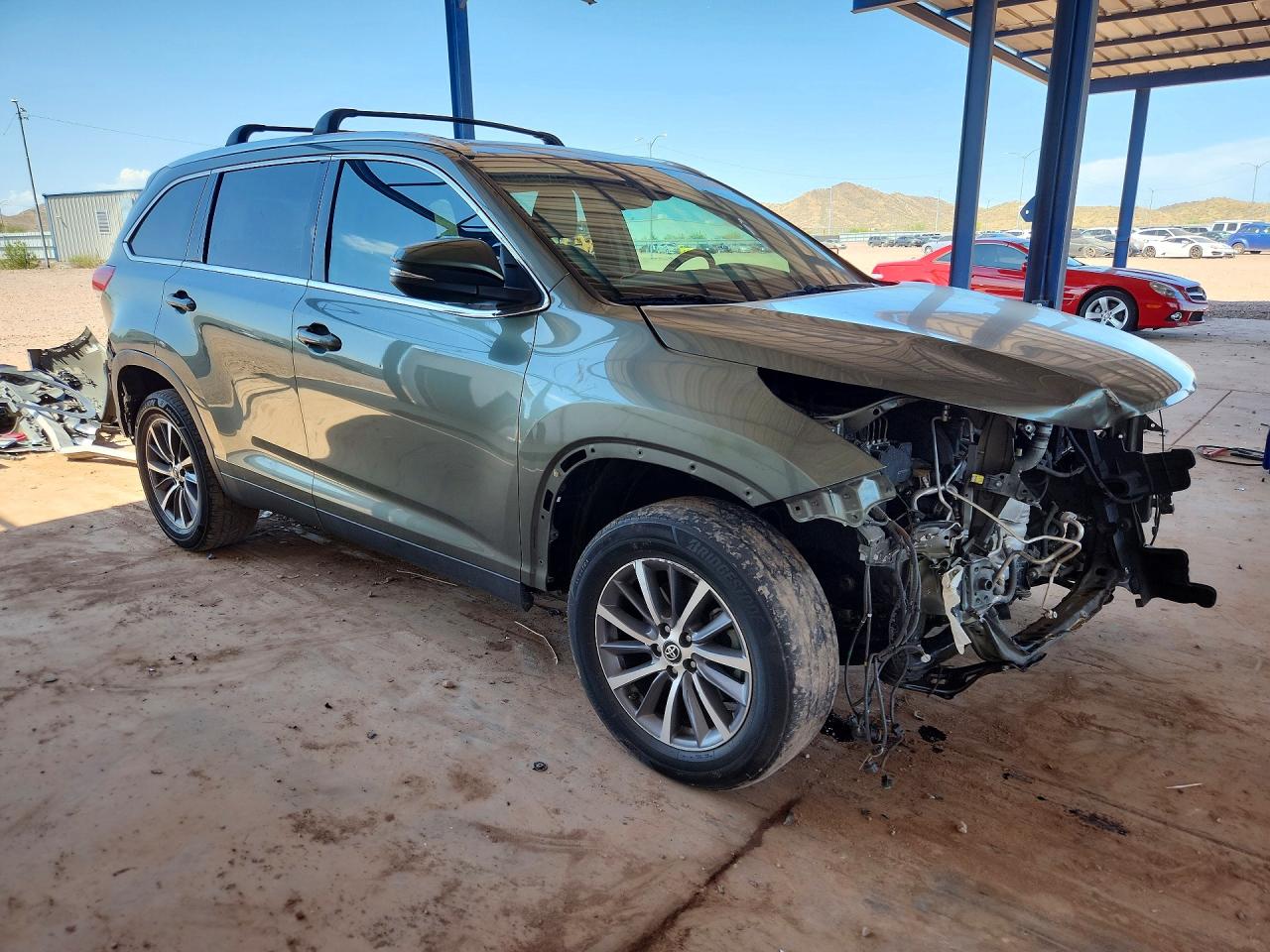 2019 TOYOTA HIGHLANDER XLE — снимка 4