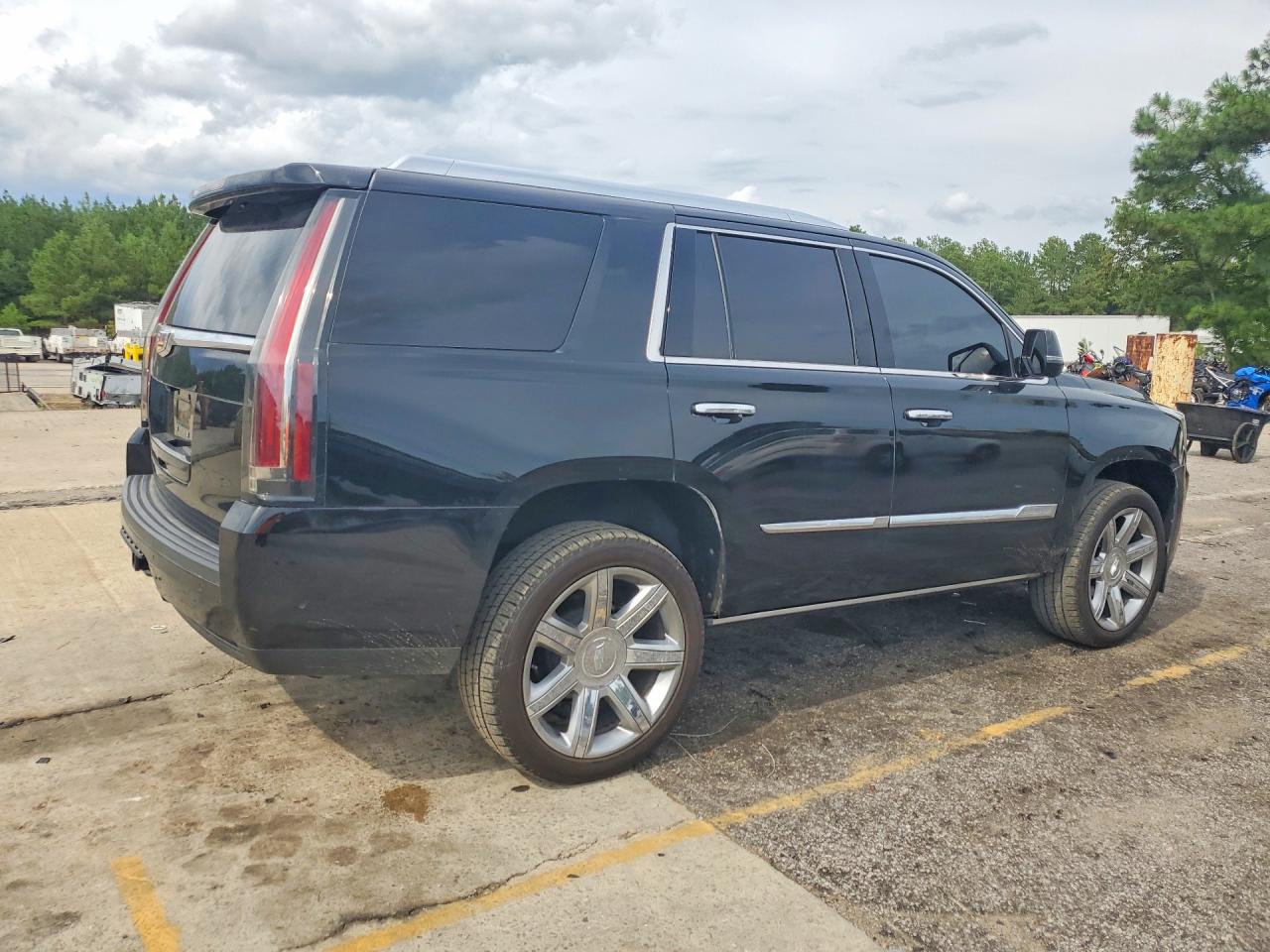 2018 CADILLAC ESCALADE LUXURY — снимка 3