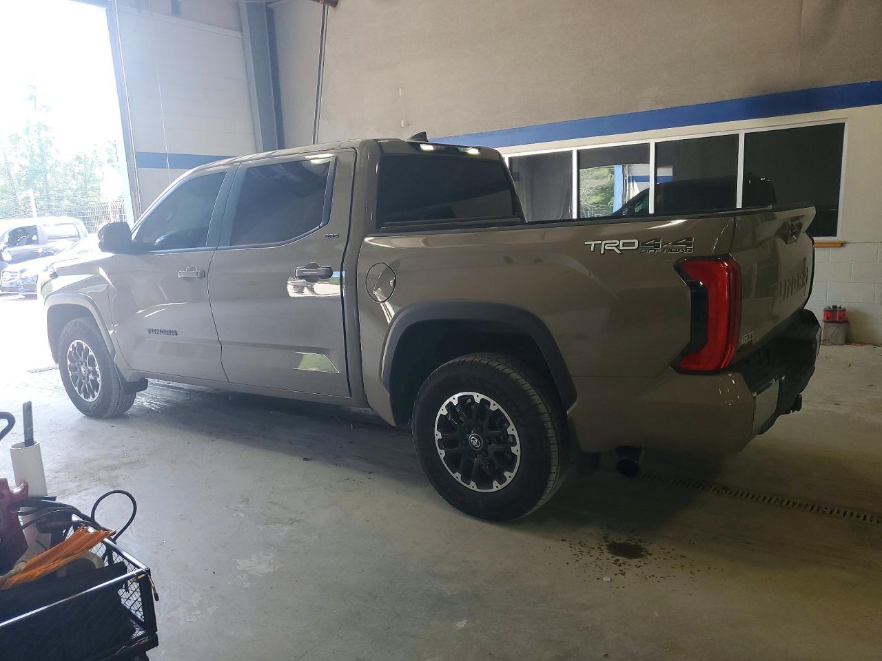 2026 TOYOTA TUNDRA SR5 — снимка 2