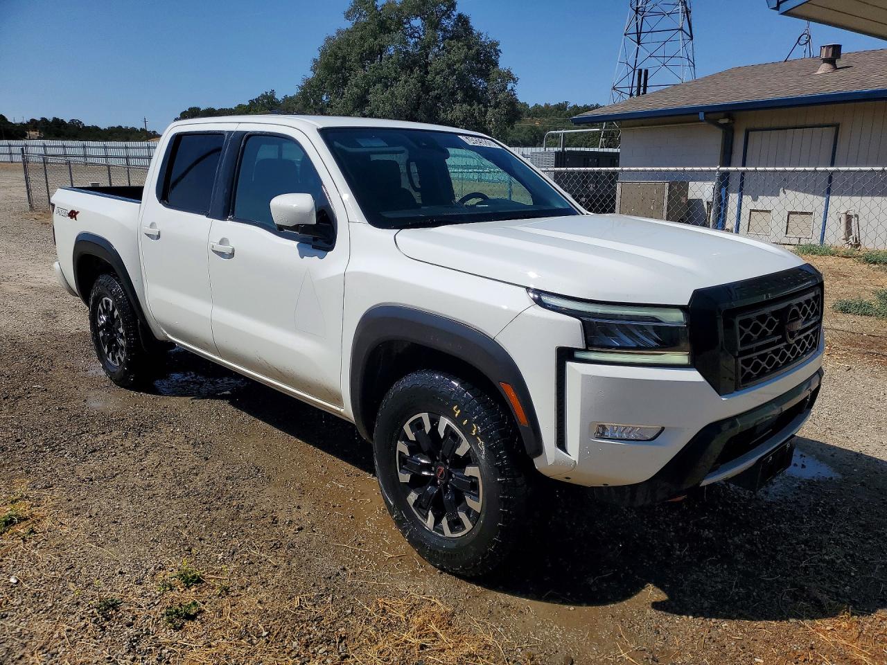 2024 NISSAN FRONTIER PRO-4X — снимка 4