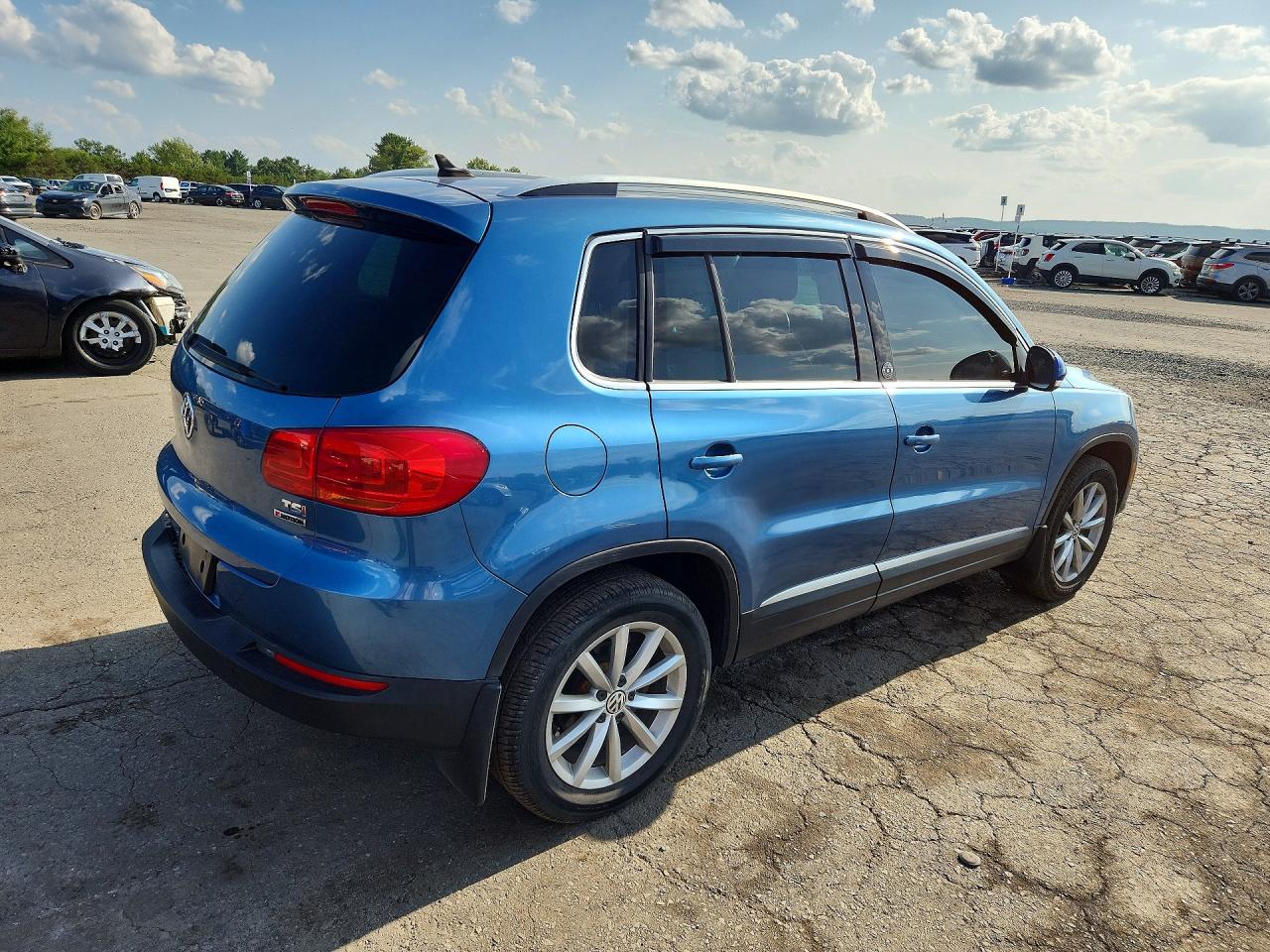 2017 VOLKSWAGEN TIGUAN WOLFSBURG — снимка 3