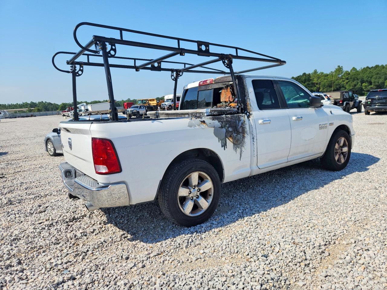 2016 RAM 1500 SLT — снимка 3