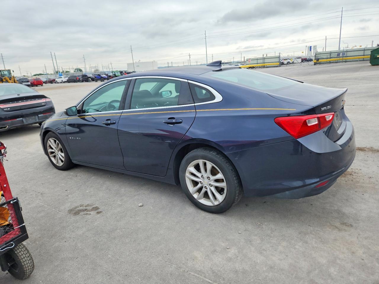 2017 CHEVROLET MALIBU LT — снимка 2