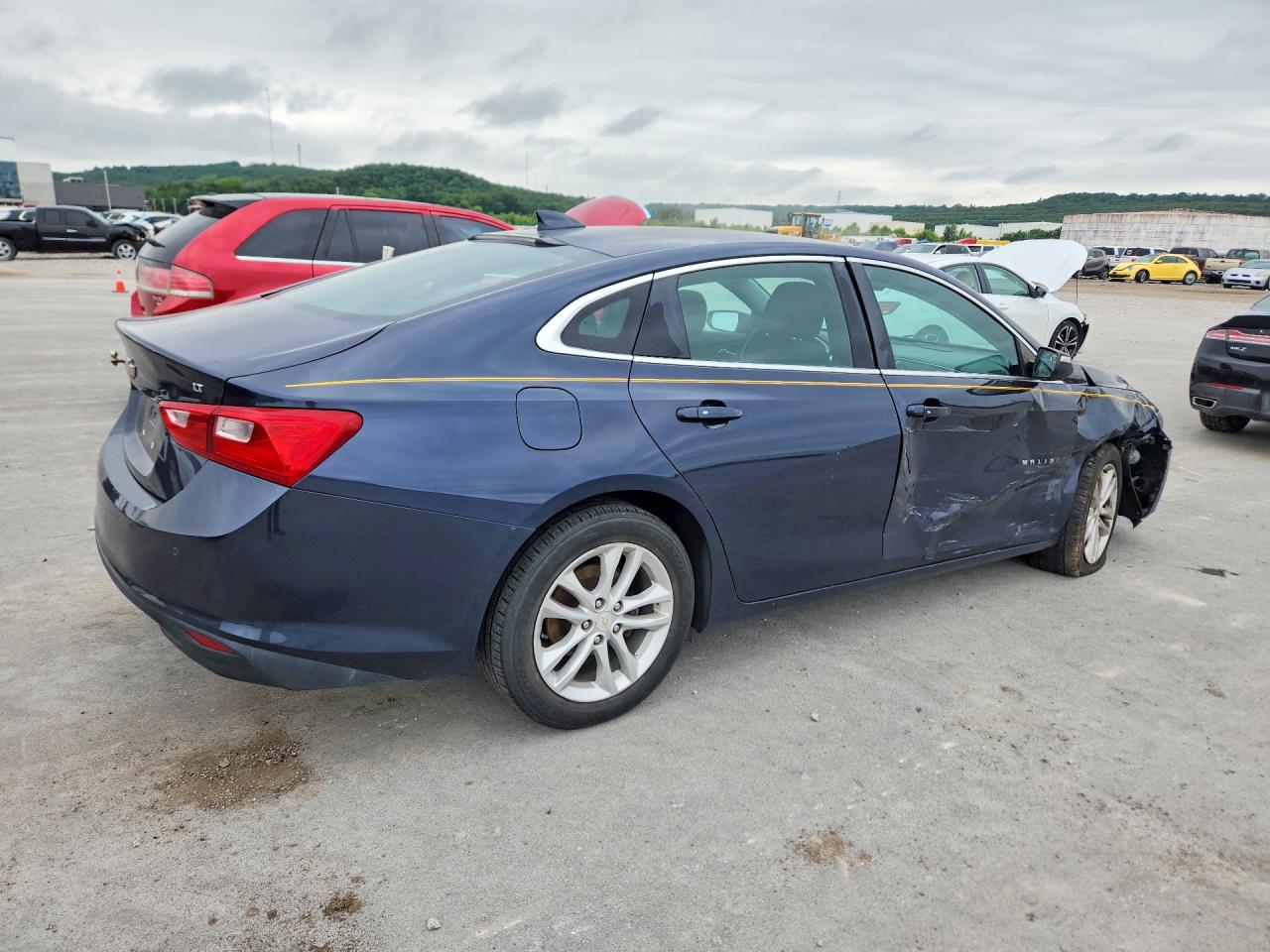 2017 CHEVROLET MALIBU LT — снимка 3