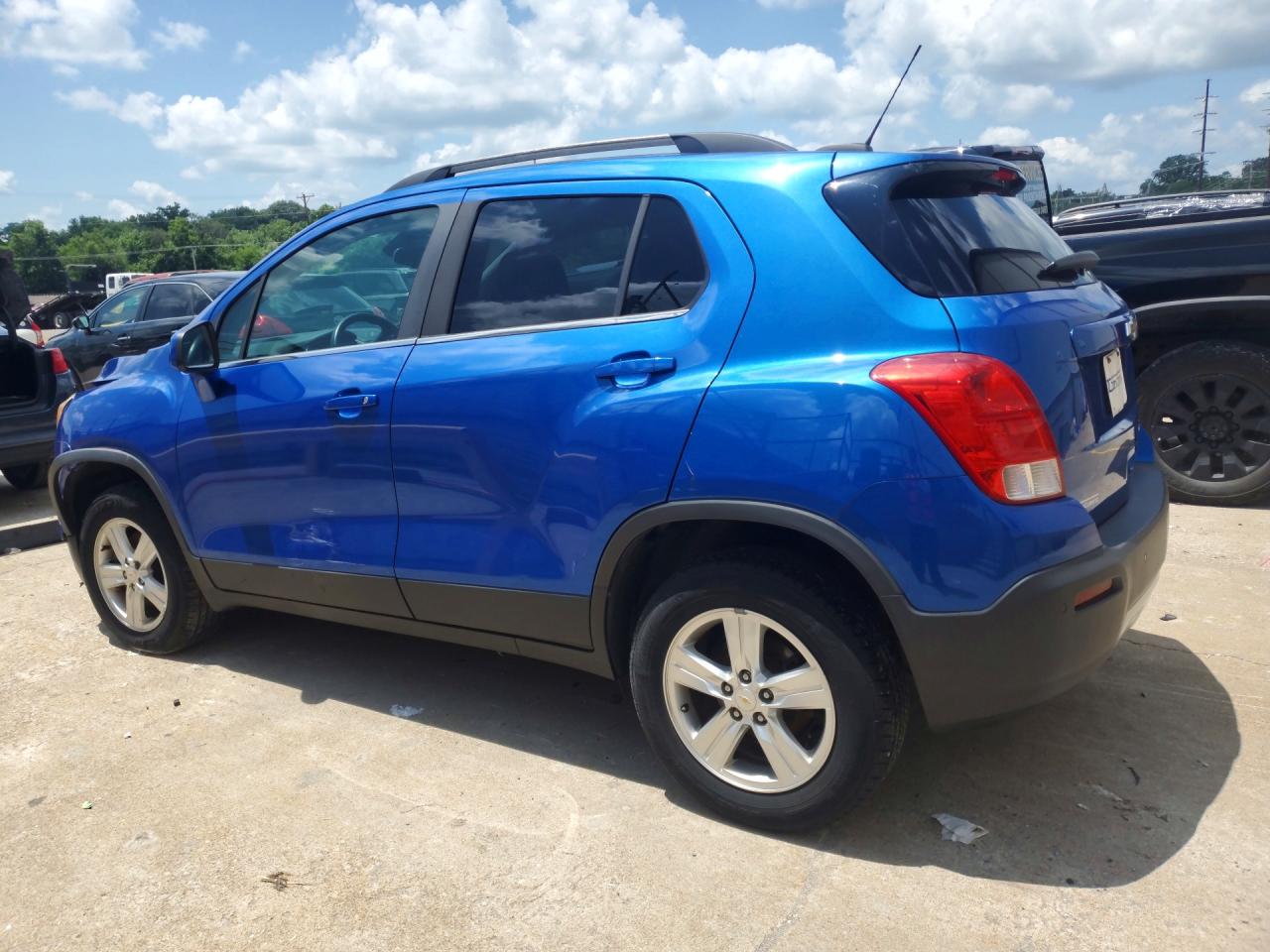 2016 CHEVROLET TRAX 1LT — снимка 2