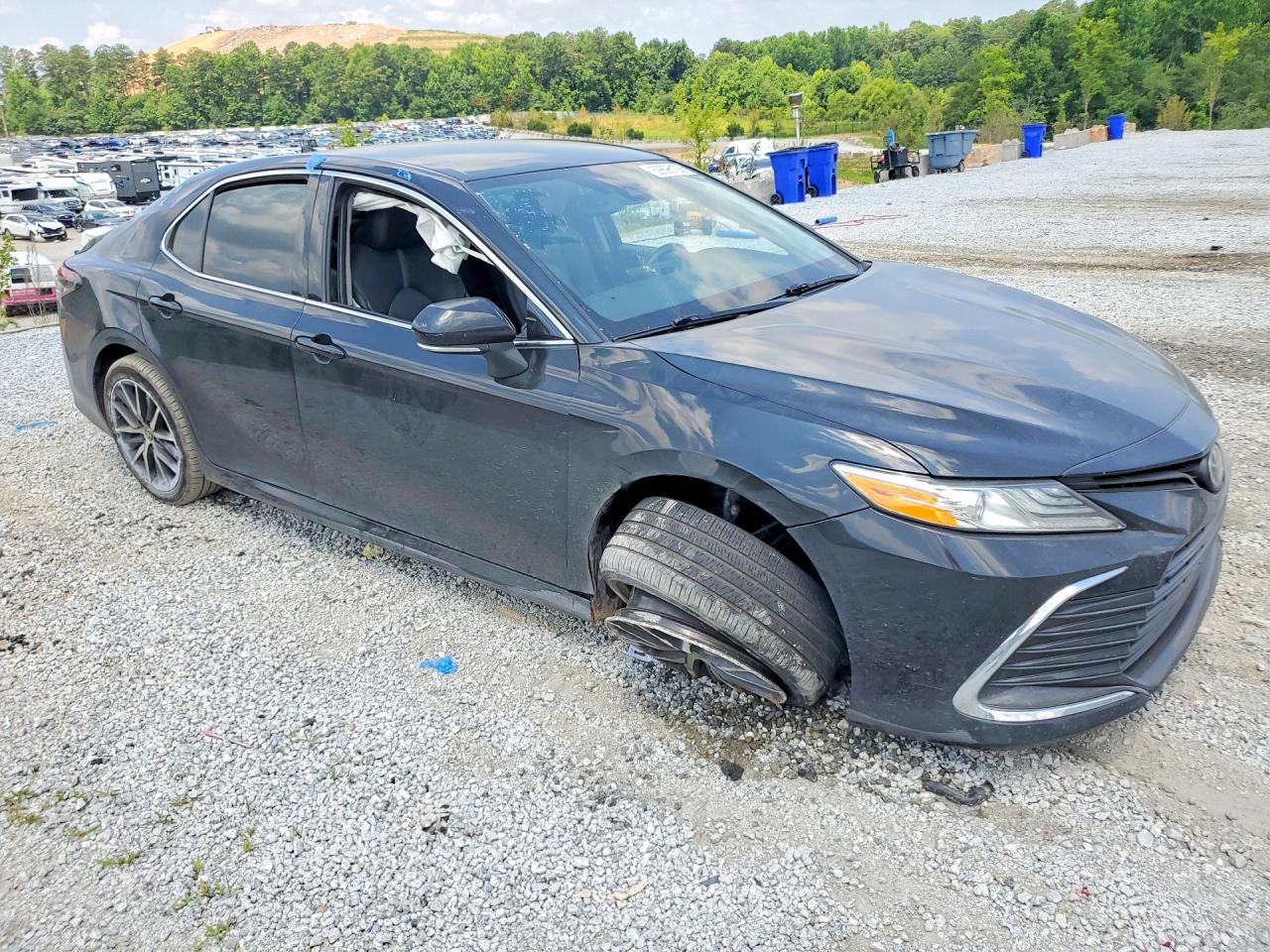 2024 TOYOTA CAMRY XLE — снимка 4