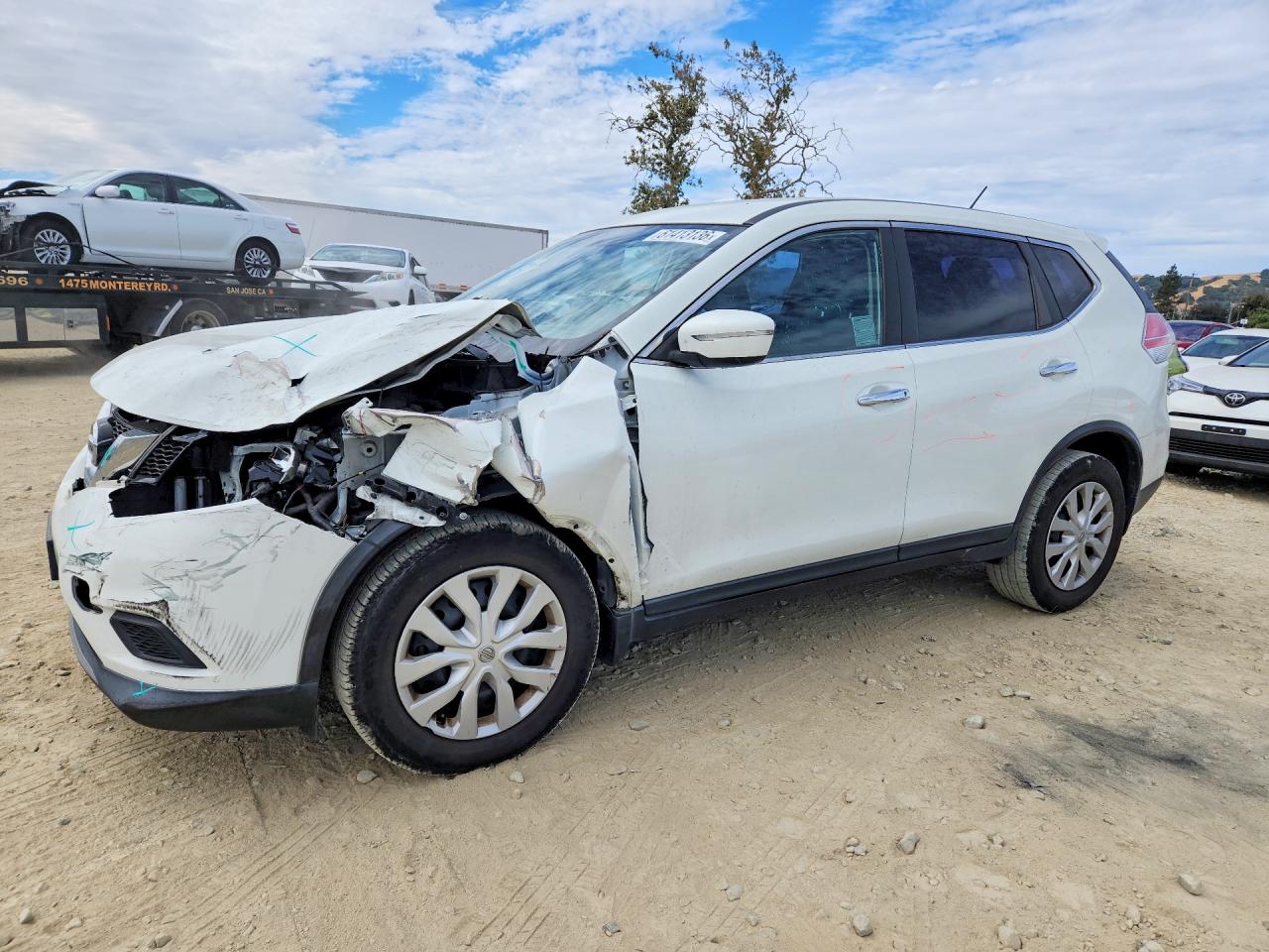 2015 NISSAN ROGUE S