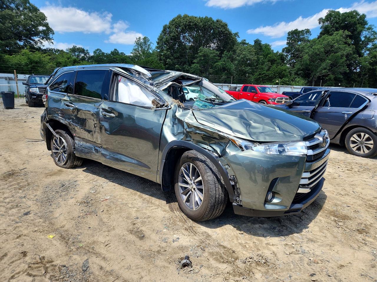 2017 TOYOTA HIGHLANDER XLE — снимка 4