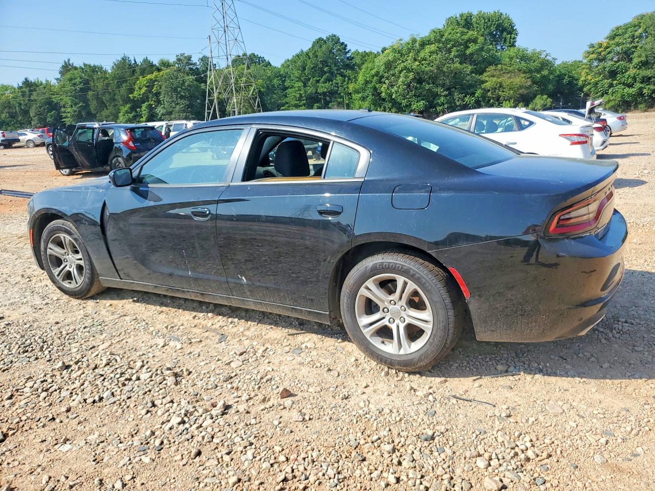 2016 DODGE CHARGER SE — снимка 2