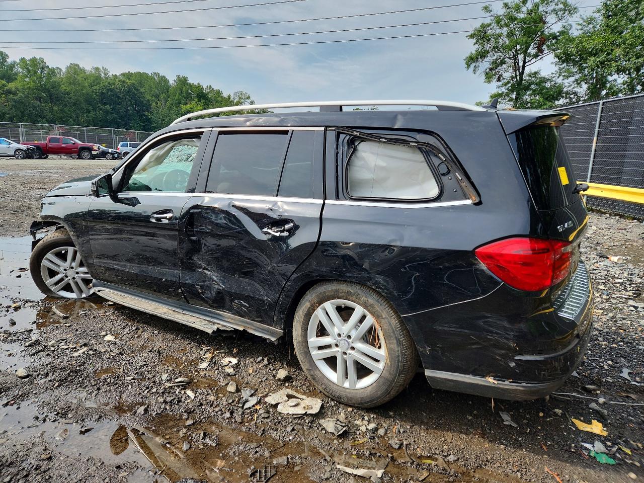 2013 MERCEDES-BENZ GL 450 4MATIC — снимка 2