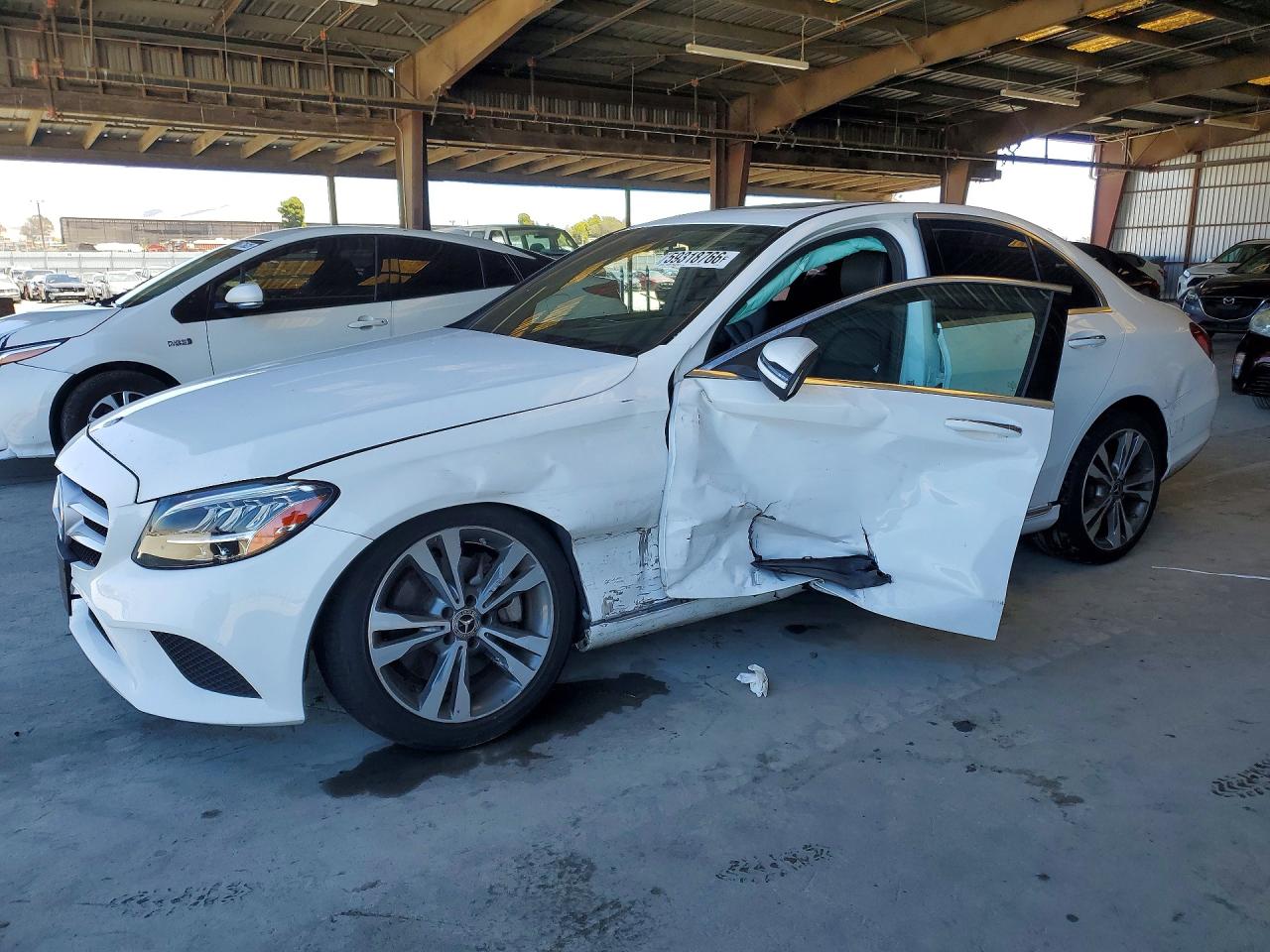 2021 MERCEDES-BENZ C 300