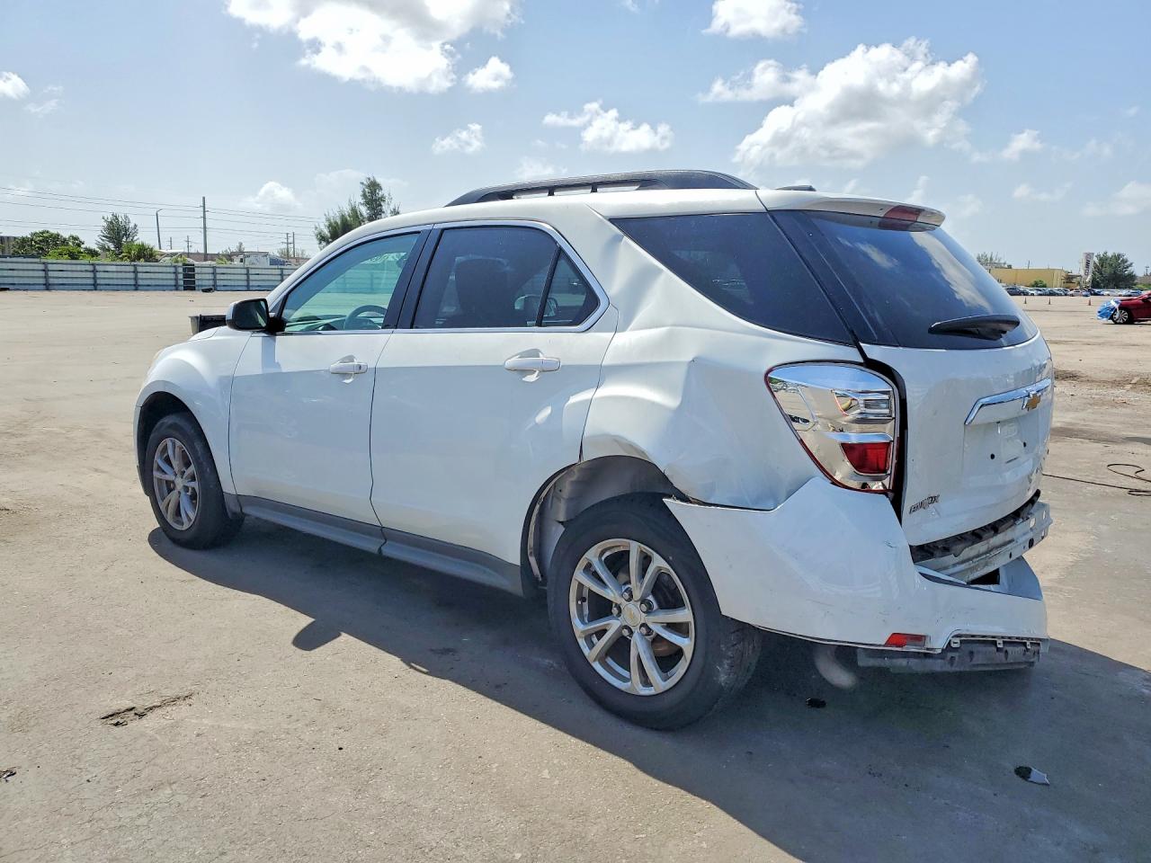 2017 CHEVROLET EQUINOX LT — снимка 2