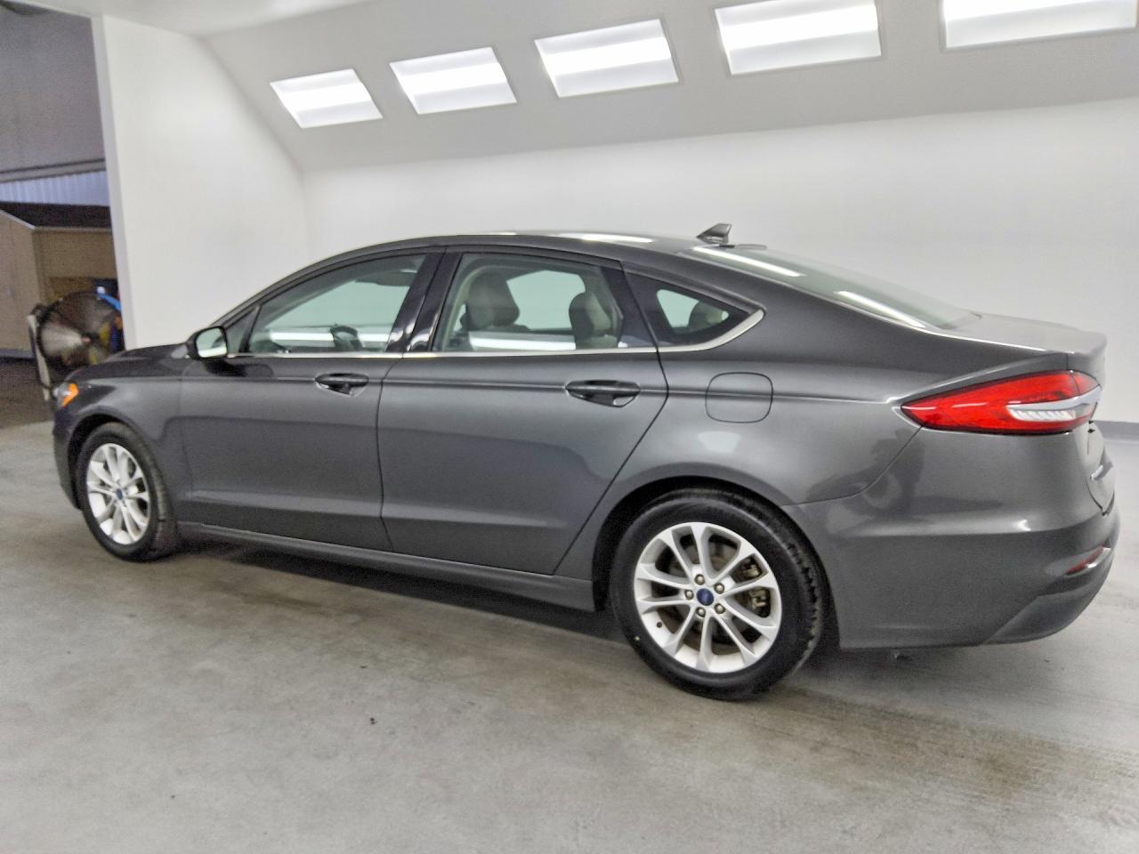 2020 FORD FUSION SE — снимка 2