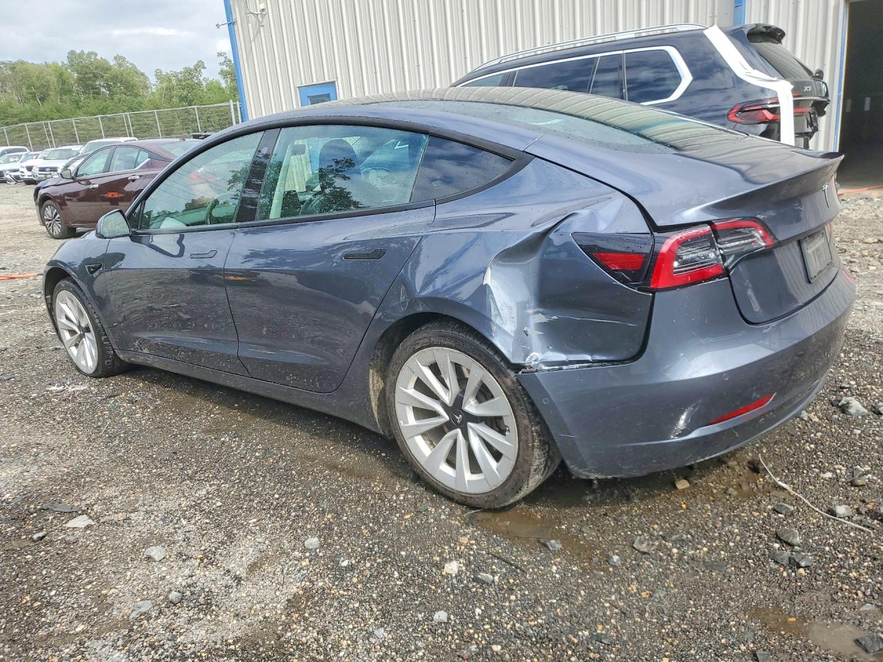 2022 TESLA MODEL 3 — снимка 2