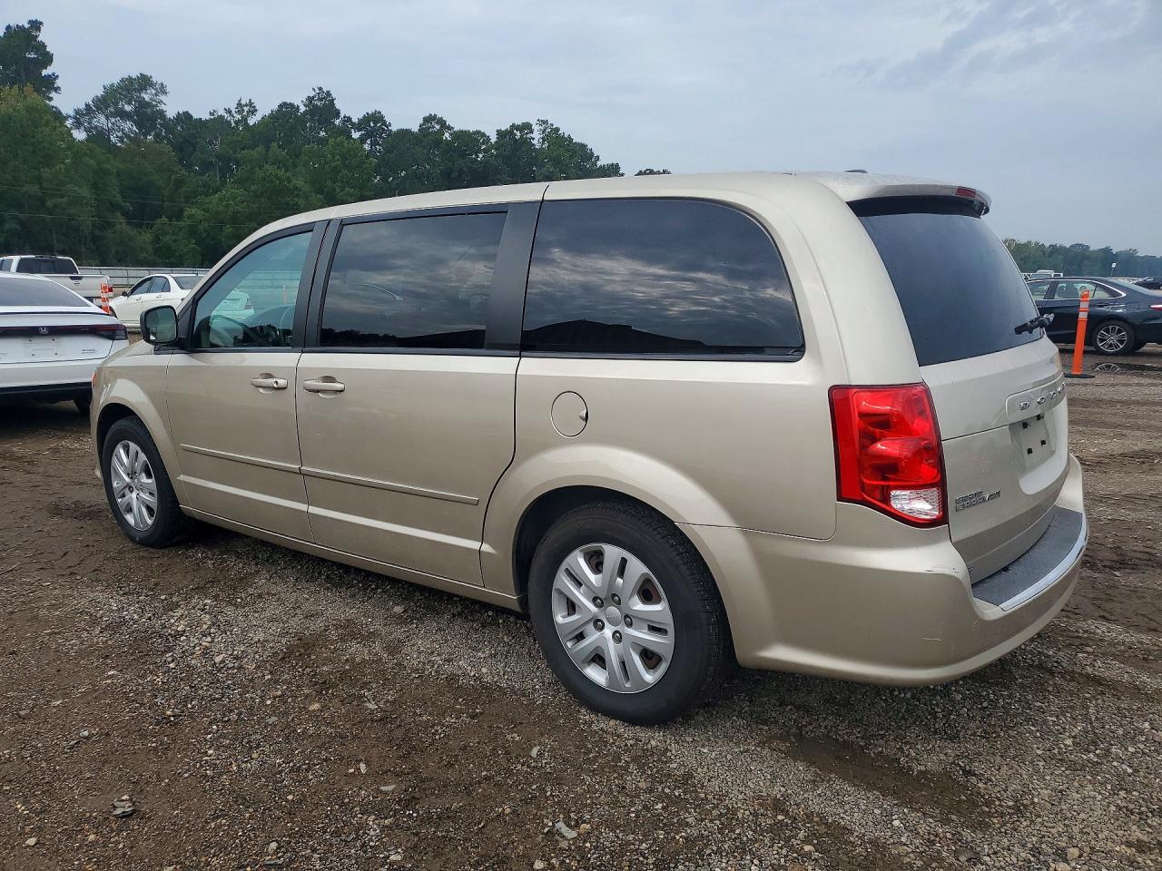 2015 DODGE GRAND CARAVAN SE — снимка 2