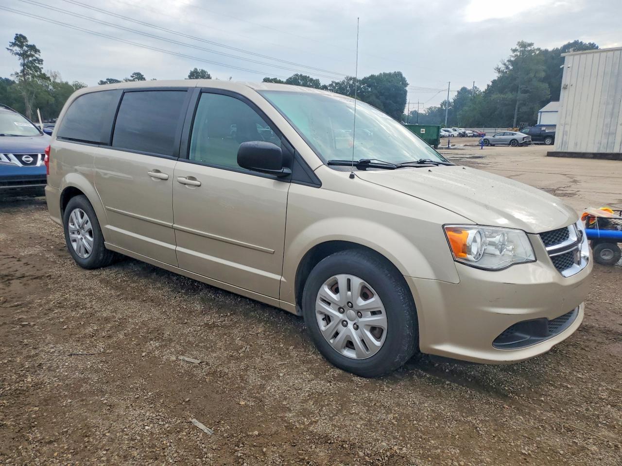 2015 DODGE GRAND CARAVAN SE — снимка 4