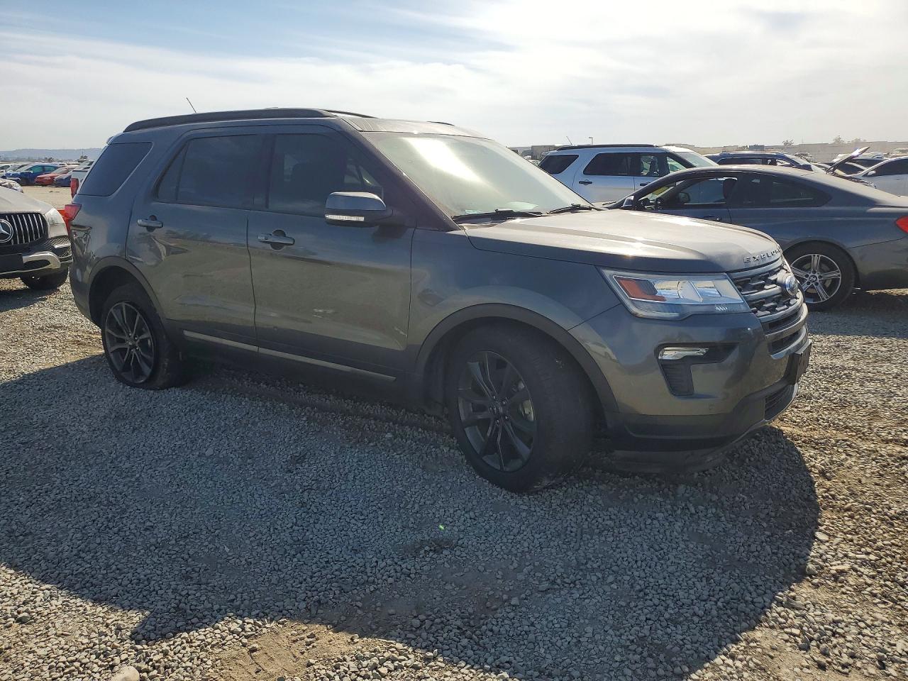2019 FORD EXPLORER XLT — снимка 4