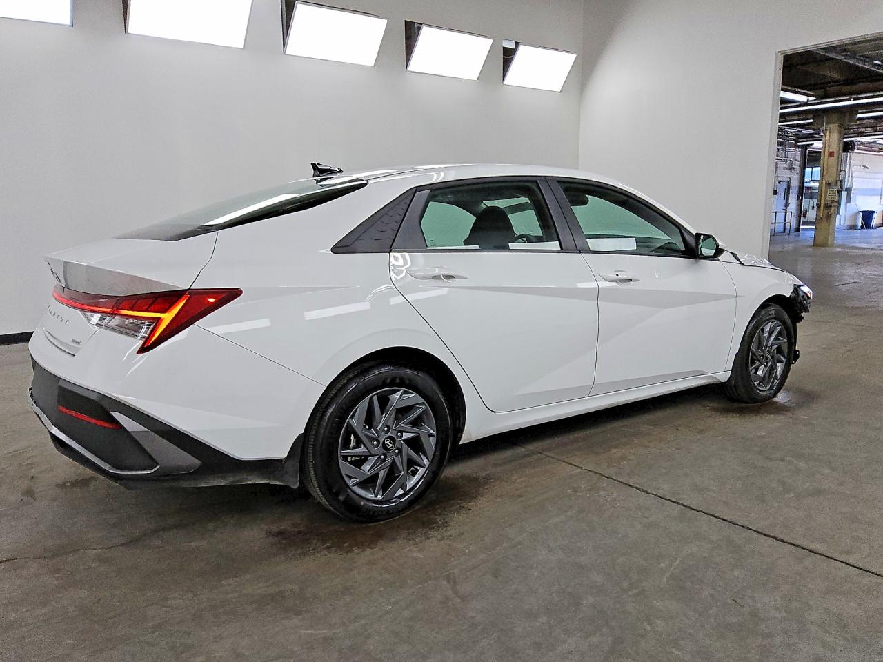 2026 HYUNDAI ELANTRA HYBRID BLUE — снимка 3