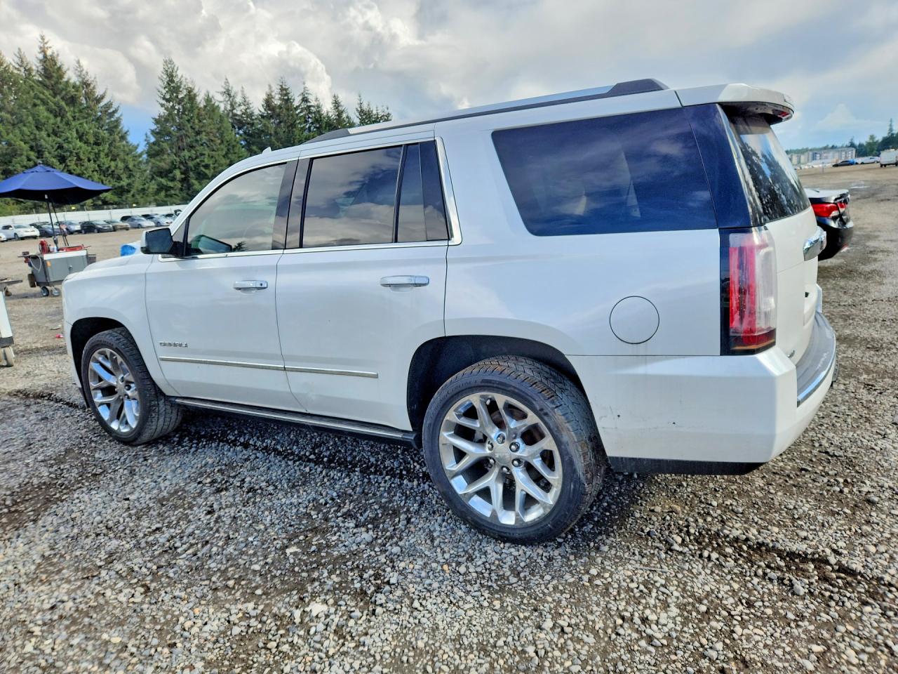2016 GMC YUKON DENALI — снимка 2