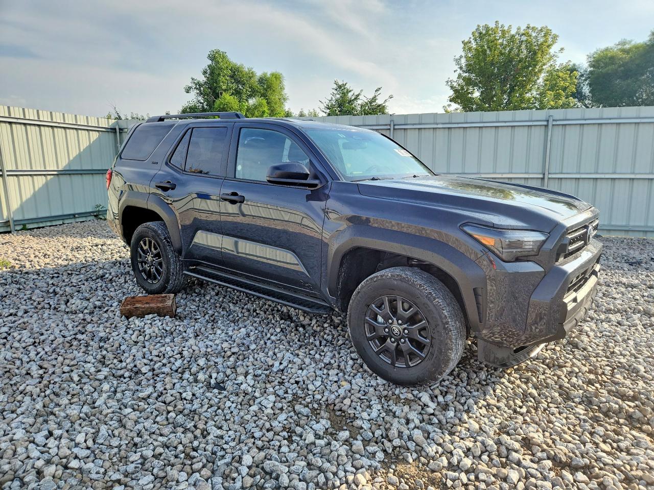 2026 TOYOTA 4RUNNER SR5 — снимка 4