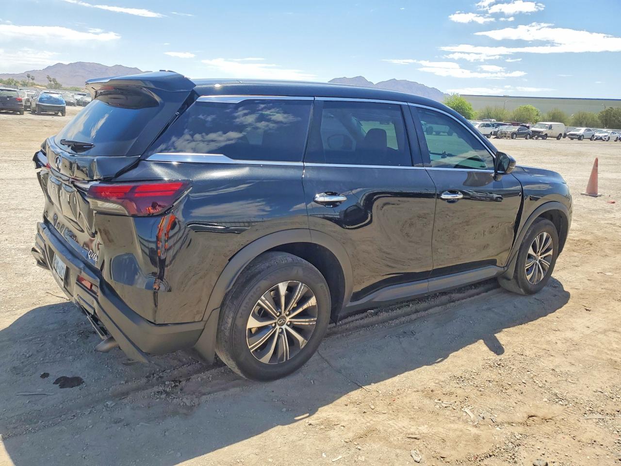2025 INFINITI QX60 PURE — снимка 3