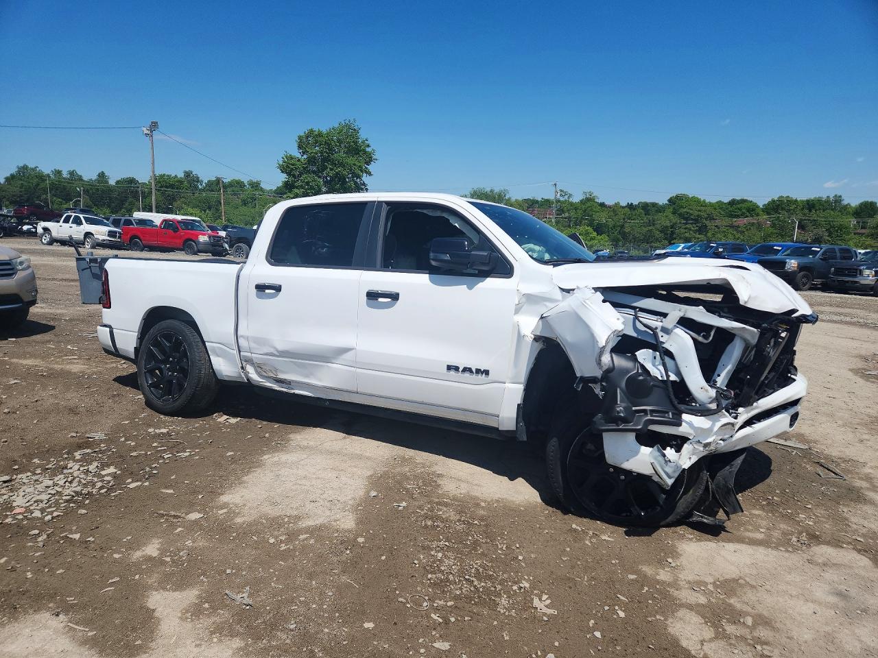 2023 RAM 1500 LARAMIE — снимка 4