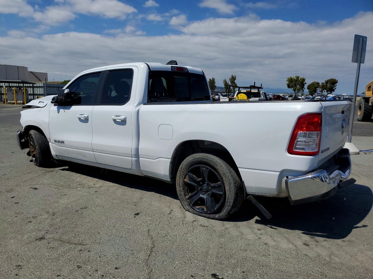 2021 RAM 1500 BIG HORN — снимка 2