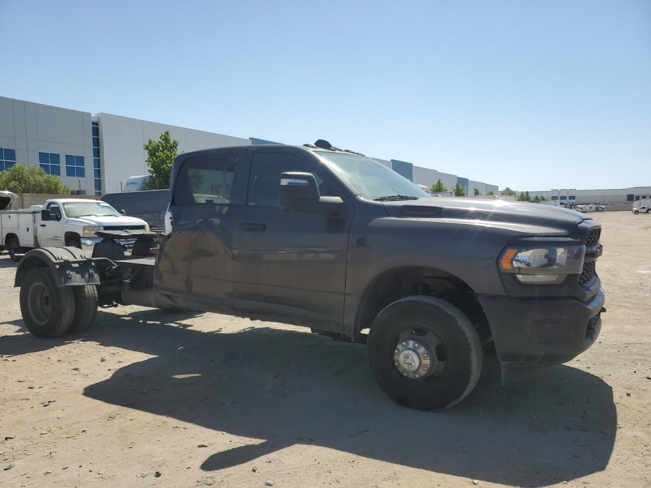 2023 RAM 3500 — снимка 4