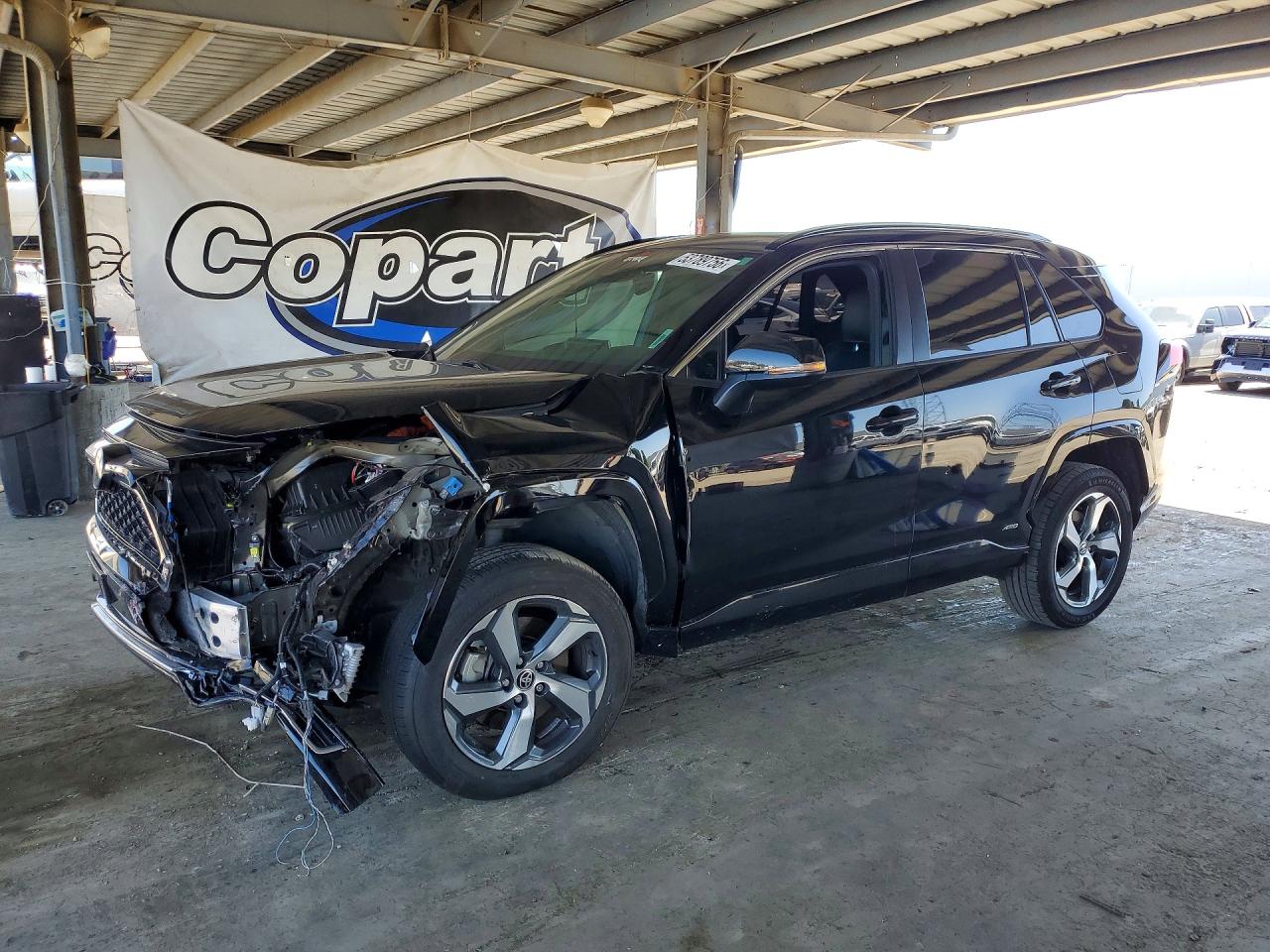 2025 TOYOTA RAV4 SE