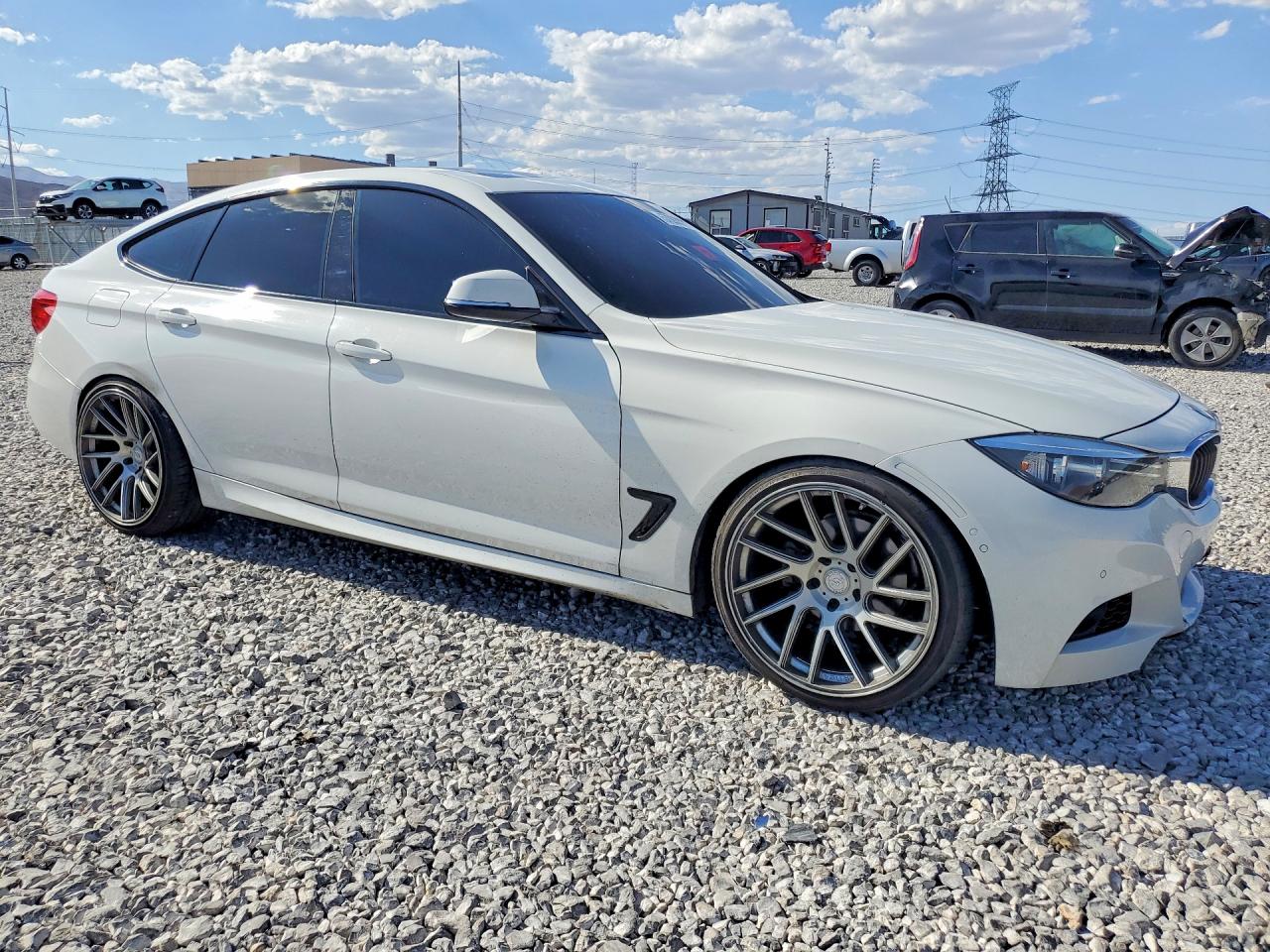 2015 BMW 328 XIGT — снимка 4