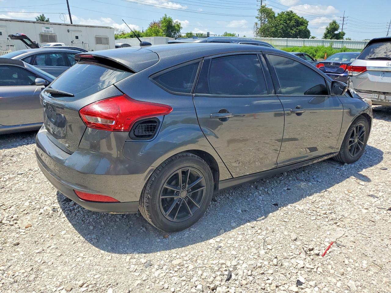 2017 FORD FOCUS SE — снимка 3