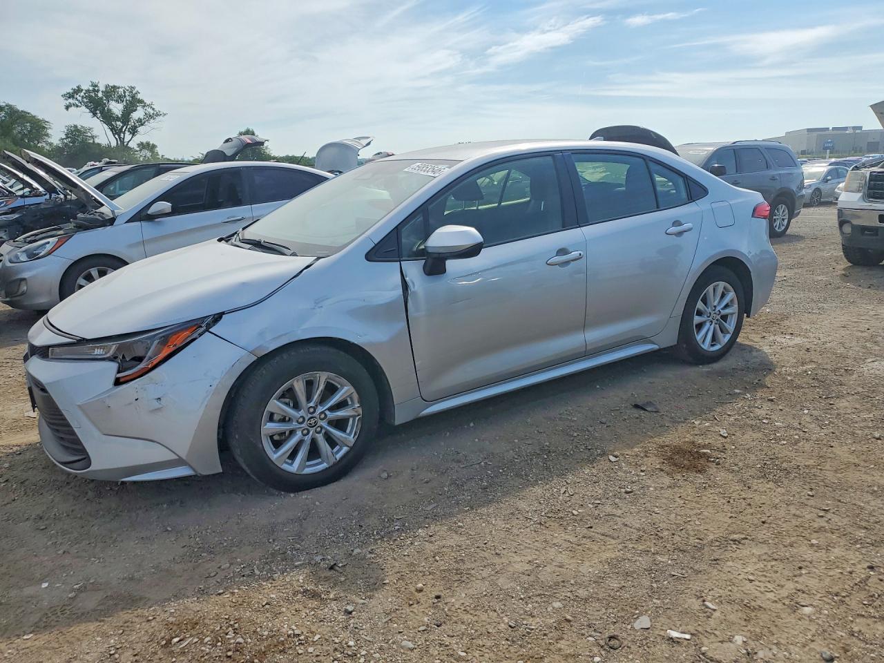 2024 TOYOTA COROLLA LE