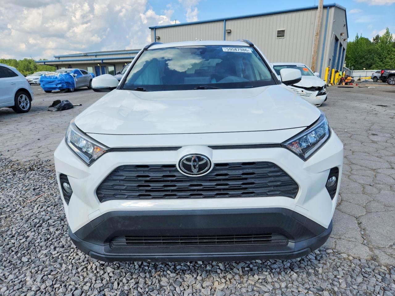 2020 TOYOTA RAV4 XLE — снимка 5