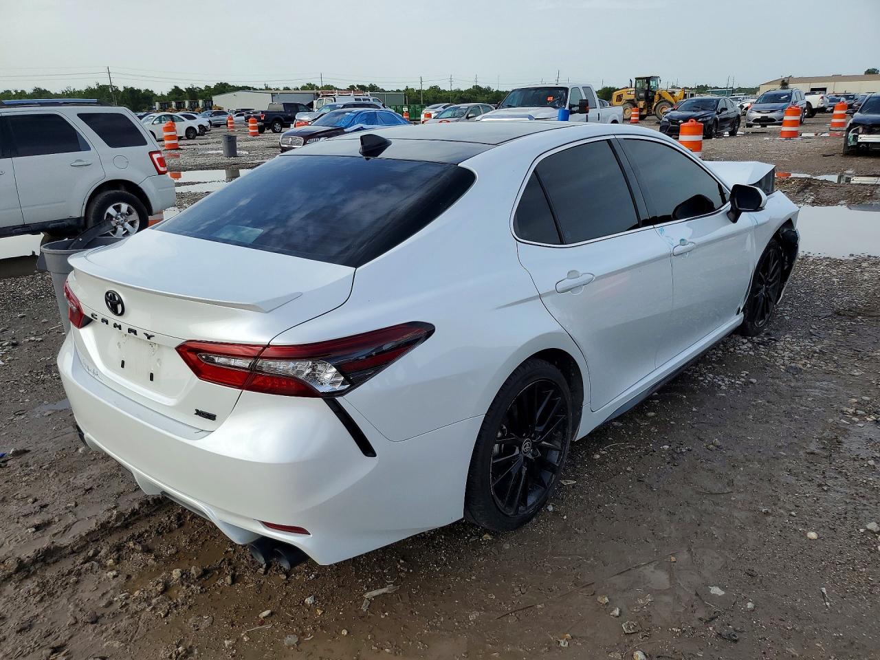 2023 TOYOTA CAMRY XSE — снимка 3