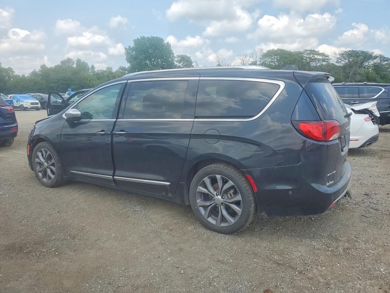 2020 CHRYSLER PACIFICA LIMITED — снимка 2