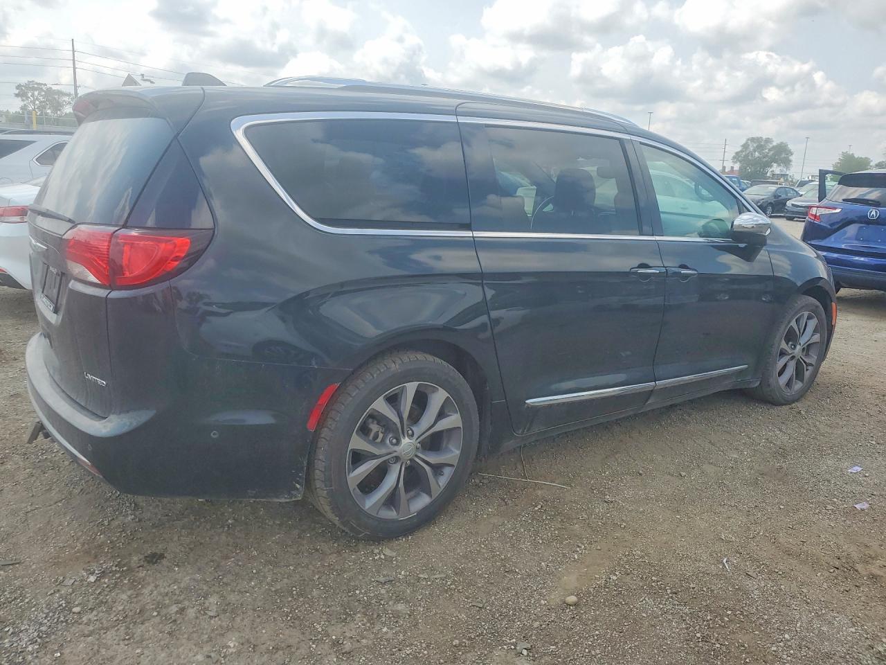 2020 CHRYSLER PACIFICA LIMITED — снимка 3