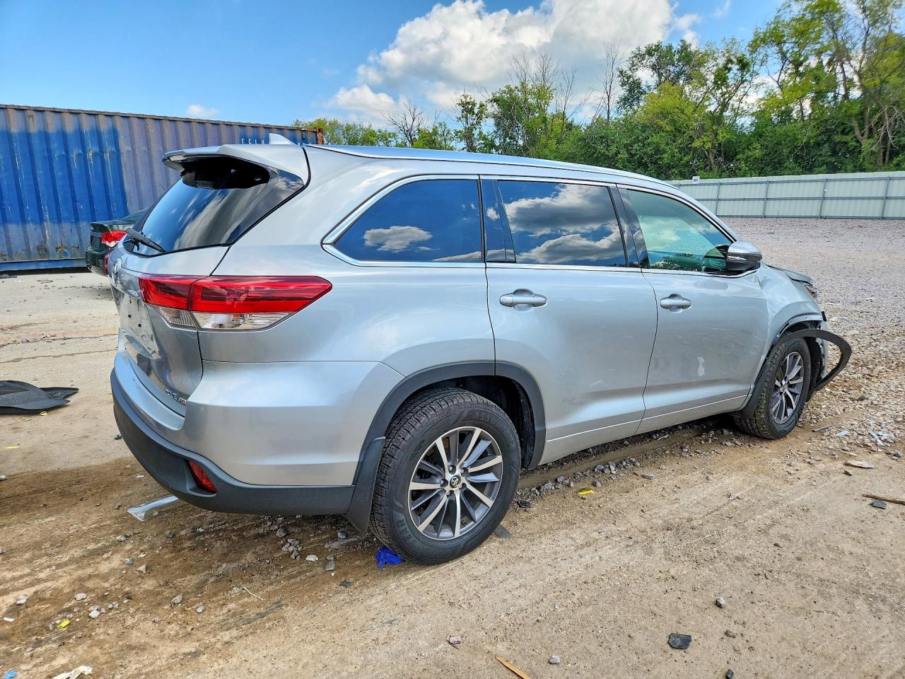 2018 TOYOTA HIGHLANDER XLE — снимка 3