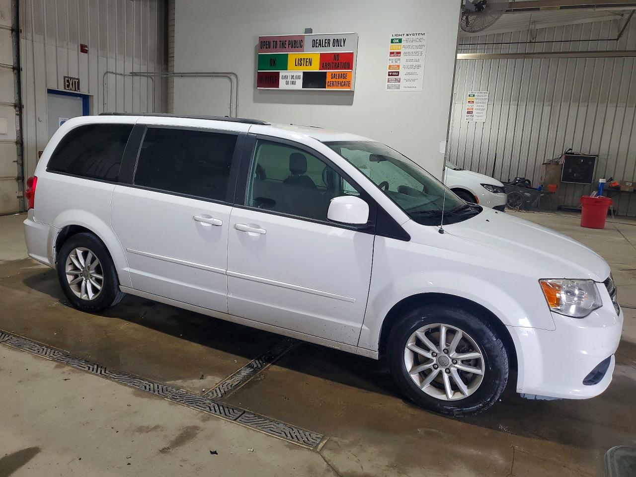 2016 DODGE GRAND CARAVAN SXT — снимка 4